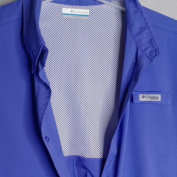 Columbia Women's Vibrant Blue Button Down Shirt - Picture 4 of 13